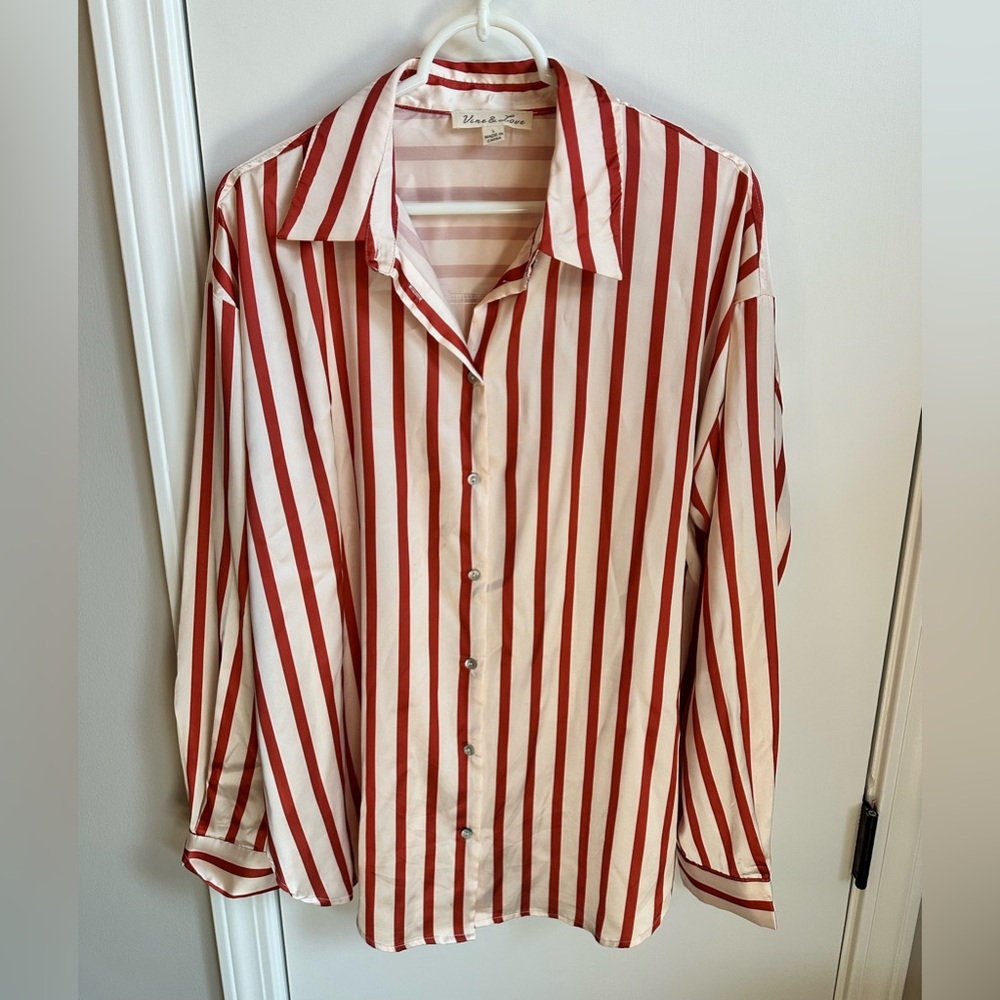 Vine & Love Red and White Vertical Stripe Button-Down Statin Shirt